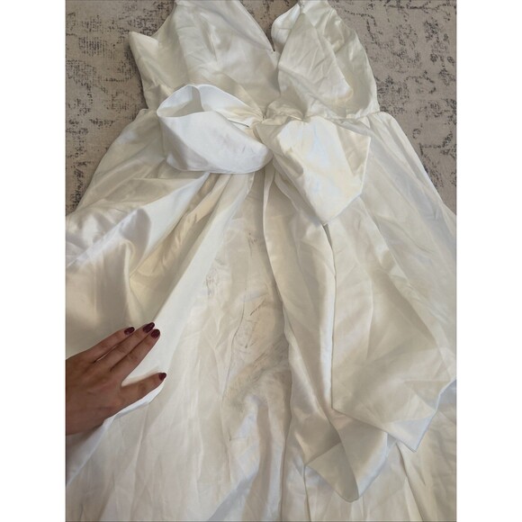 Lulu's Elegant White Wedding Dress - Picture 13 of 13